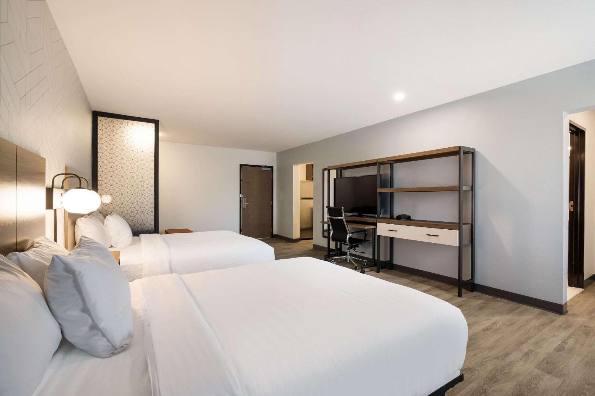 Everhome Suites Корона Экстерьер фото
