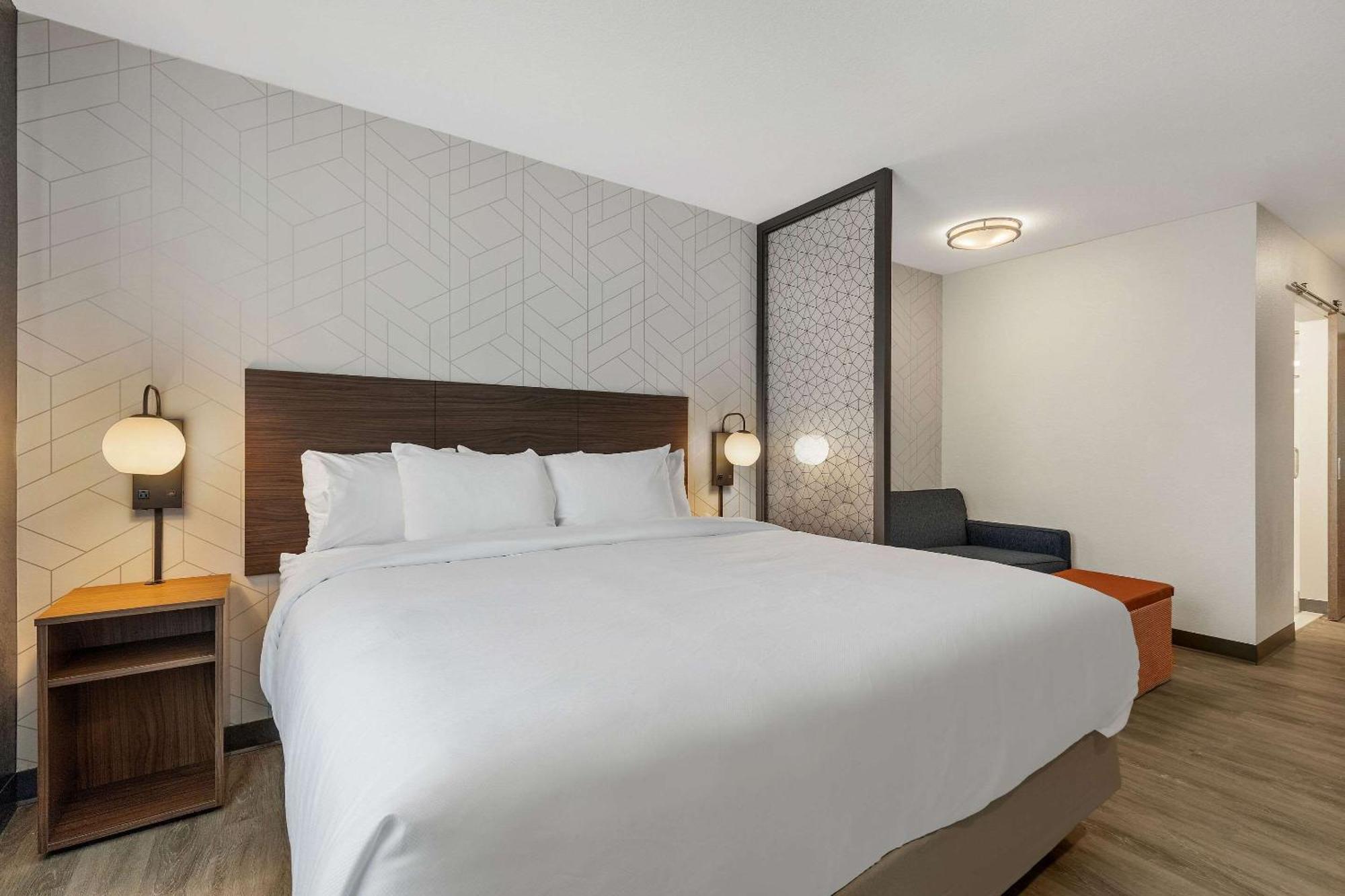 Everhome Suites Корона Экстерьер фото